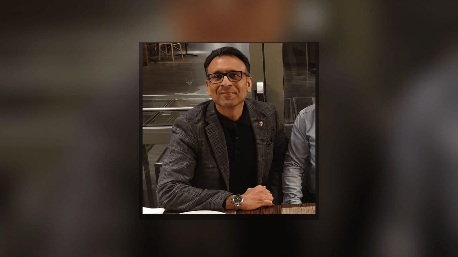 From Entrepreneurship to International Advisory