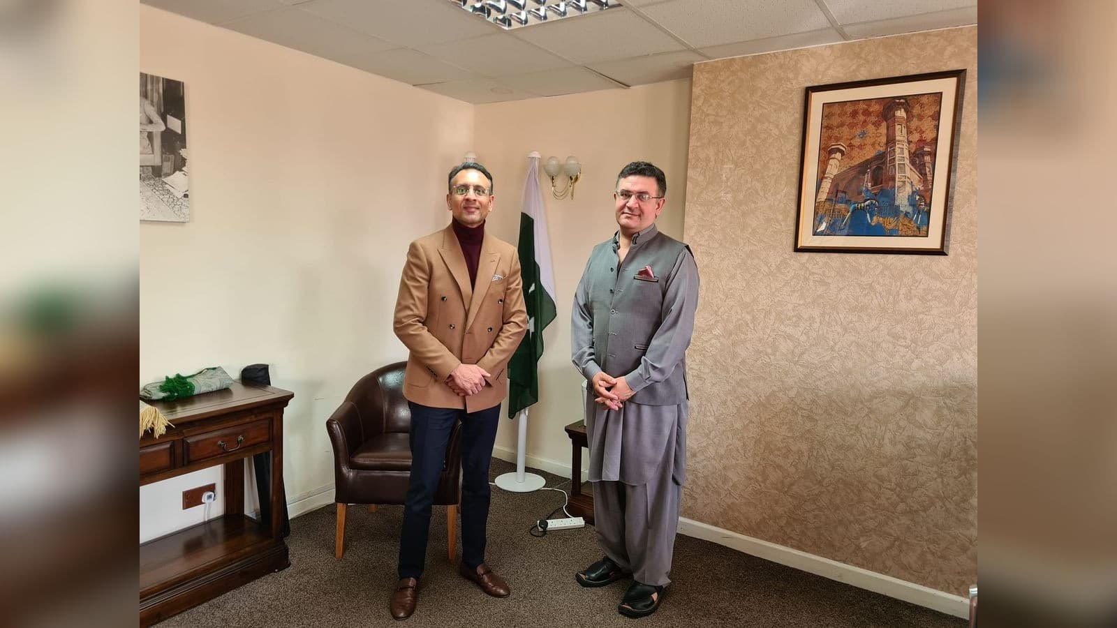 How Do I Start a Business in Pakistan?